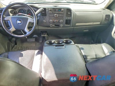 Zdjęcie 8 z 12 samochodu: 2008 CHEVROLET SILVERADO K1500 VIN:2GCEK133481328730 - miniatura