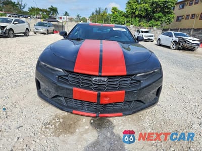 Piąte zdjęcie samochodu w środku: 2023 CHEVROLET CAMARO LS VIN:1G1FB1RX0P0133192 - miniatura