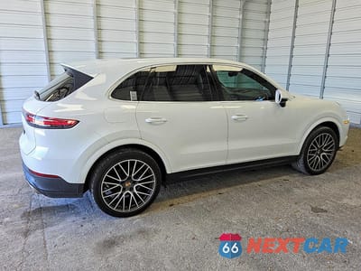 Trzecie zdjęcie samochodu z tyłu: 2019 PORSCHE CAYENNE VIN:WP1AA2AY5KDA17730 - miniatura