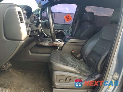 Zdjęcie 7 z 12 samochodu: 2016 GMC SIERRA K2500 DENALI VIN:1GT12UE89GF151544 - miniatura