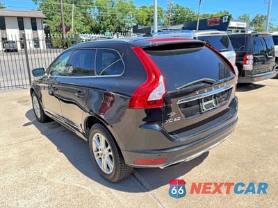 Trzecie zdjęcie samochodu z tyłu: 2016 VOLVO XC60 T5 PREMIER VIN:YV440MDK8G2853679 - miniatura