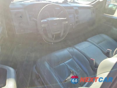 Zdjęcie 8 z 12 samochodu: 2013 FORD F150 VIN:1FTMF1CM3DKE08118 - miniatura