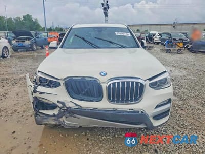 Piąte zdjęcie samochodu w środku: 2019 BMW X3 XDRIVE30I VIN:5UXTR9C57KLR03728 - miniatura