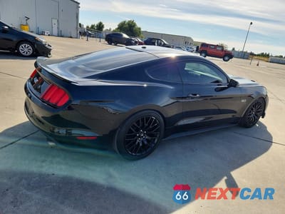 Trzecie zdjęcie samochodu z tyłu: 2017 FORD MUSTANG GT VIN:1FA6P8CF0H5250587 - miniatura