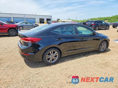 Trzecie zdjęcie samochodu z tyłu: 2017 HYUNDAI ELANTRA SE VIN:KMHD84LF6HU201399 - miniatura