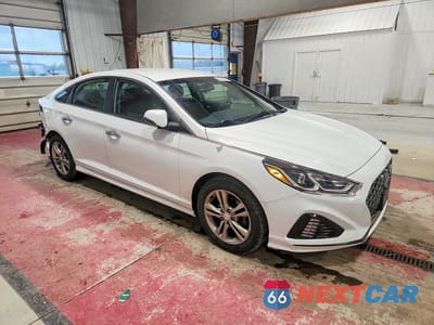 Czwarte zdjęcie samochodu z boku: 2019 HYUNDAI SONATA SEL VIN:5NPE34AF8KH791696 - miniatura