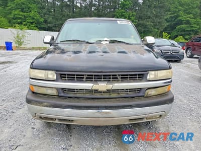 Piąte zdjęcie samochodu w środku: 2002 CHEVROLET SILVERADO C1500 VIN:2GCEC19T721132759 - miniatura