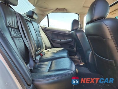 Zdjęcie 10 z 13 samochodu: 2006 HONDA ACCORD EX VIN:1HGCM56846A170491 - miniatura