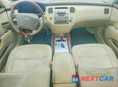 Zdjęcie 8 z 12 samochodu: 2006 HYUNDAI AZERA VIN:KMHFC46F96A063522 - miniatura