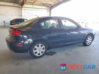 Trzecie zdjęcie samochodu z tyłu: 2006 MAZDA 3 I VIN:JM1BK12G161448706 - miniatura