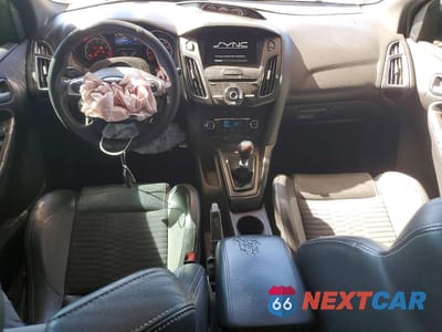 Zdjęcie 8 z 13 samochodu: 2013 FORD FOCUS ST VIN:1FADP3L99DL127087 - miniatura