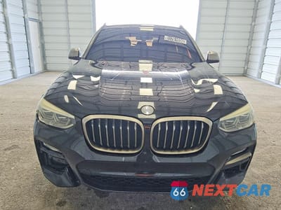 Piąte zdjęcie samochodu w środku: 2018 BMW X3 XDRIVEM40I VIN:5UXTS3C50J0Y96980 - miniatura
