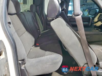 Zdjęcie 10 z 12 samochodu: 2008 CHEVROLET SILVERADO C1500 VIN:1GCEC19J18Z103580 - miniatura