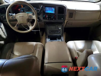 Zdjęcie 8 z 13 samochodu: 2004 GMC YUKON XL DENALI VIN:1GKFK66U74J141525 - miniatura