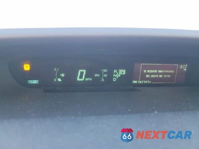 Zdjęcie 9 z 12 samochodu: 2010 TOYOTA PRIUS III VIN:JTDKN3DU0A1018311 - miniatura