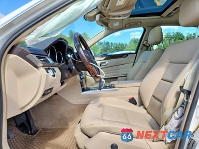Zdjęcie 7 z 12 samochodu: 2014 MERCEDES-BENZ E 350 4MATIC VIN:WDDHF8JB9EA985034 - miniatura