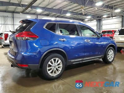 Trzecie zdjęcie samochodu z tyłu: 2017 NISSAN ROGUE SL VIN:5N1AT2MV9HC889061 - miniatura