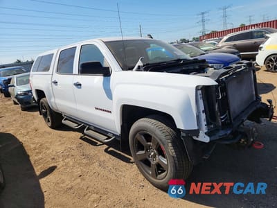 Czwarte zdjęcie samochodu z boku: 2018 CHEVROLET SILVERADO K1500 LTZ VIN:3GCUKSEC0JG150391 - miniatura