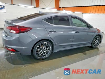 Trzecie zdjęcie samochodu z tyłu: 2019 HYUNDAI ELANTRA SPORT VIN:KMHD04LB7KU865898 - miniatura