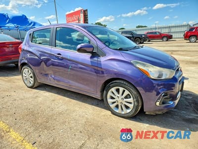 Czwarte zdjęcie samochodu z boku: 2016 CHEVROLET SPARK 1LT VIN:KL8CD6SA1GC552991 - miniatura