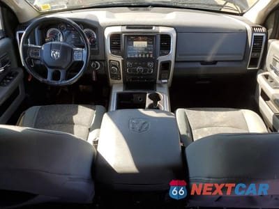 Zdjęcie 8 z 12 samochodu: 2015 RAM 1500 SLT VIN:1C6RR7LT7FS626919 - miniatura