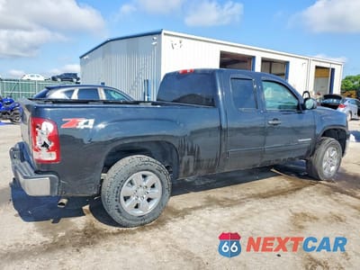 Trzecie zdjęcie samochodu z tyłu: 2013 GMC SIERRA K1500 SLE VIN:1GTR2VE78DZ340812 - miniatura
