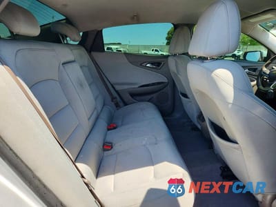 Zdjęcie 10 z 12 samochodu: 2018 CHEVROLET MALIBU LT VIN:1G1ZD5ST5JF228230 - miniatura
