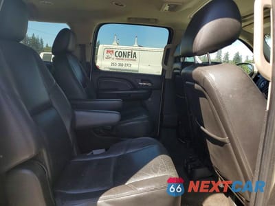Zdjęcie 11 z 13 samochodu: 2011 GMC YUKON XL DENALI VIN:1GKS2MEF8BR382742 - miniatura