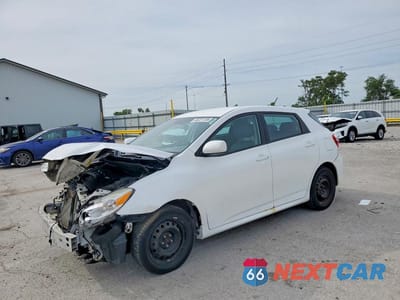 2013 TOYOTA MATRIX L 2T1KU4EE2DC920913 - główne zdjęcie licytacji z USA - miniatura
