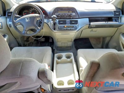 Zdjęcie 8 z 13 samochodu: 2005 HONDA ODYSSEY EX VIN:5FNRL38405B407770 - miniatura