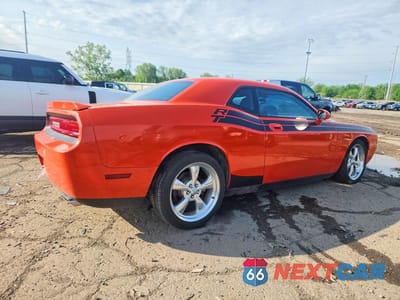 Trzecie zdjęcie samochodu z tyłu: 2010 DODGE CHALLENGER R VIN:2B3CJ5DT1AH200590 - miniatura