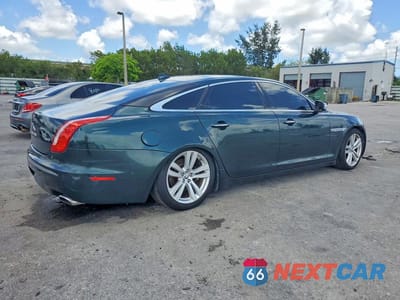 Trzecie zdjęcie samochodu z tyłu: 2013 JAGUAR XJL PORTFOLIO VIN:SAJWA2GB5DLV40122 - miniatura