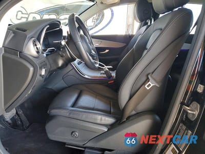 Zdjęcie 7 z 12 samochodu: 2021 MERCEDES-BENZ GLC 300 4MATIC VIN:W1N0G8EB0MF920260 - miniatura