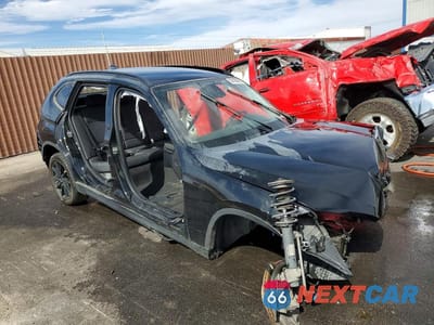 Czwarte zdjęcie samochodu z boku: 2015 BMW X1 SDRIVE28I VIN:WBAVM1C5XFVW58778 - miniatura