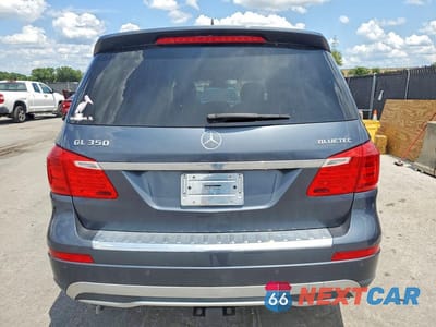 Zdjęcie 6 z 13 samochodu: 2013 MERCEDES-BENZ GL 350 BLUETEC VIN:4JGDF2EE7DA211515 - miniatura