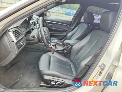 Zdjęcie 7 z 12 samochodu: 2018 BMW 330 I VIN:WBA8B9G56JNU98628 - miniatura