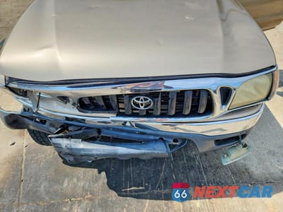 Zdjęcie 11 z 12 samochodu: 2002 TOYOTA TACOMA DOUBLE CAB PRERUNNER VIN:5TEGN92N42Z120142 - miniatura