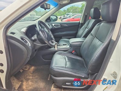 Zdjęcie 7 z 13 samochodu: 2013 NISSAN PATHFINDER S VIN:5N1AR2MN8DC600566 - miniatura