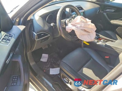 Zdjęcie 8 z 13 samochodu: 2020 JAGUAR F-PACE PREMIUM VIN:SADCJ2FX6LA628559 - miniatura