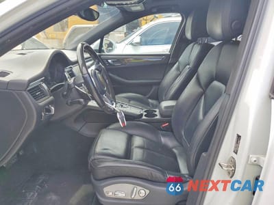 Zdjęcie 7 z 13 samochodu: 2016 PORSCHE MACAN S VIN:WP1AB2A56GLB48617 - miniatura