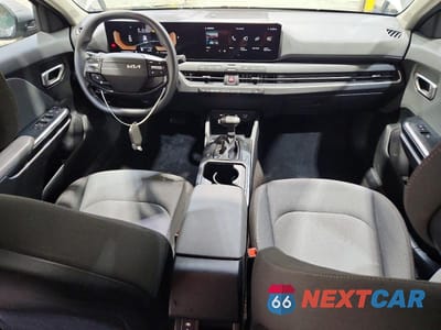 Zdjęcie 8 z 12 samochodu: 2025 KIA K4 LXS VIN:3KPFT4DEXSE141845 - miniatura