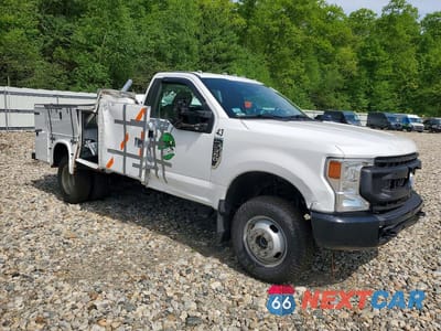Czwarte zdjęcie samochodu z boku: 2021 FORD F350 SUPER DUTY VIN:1FDRF3H68MED50142 - miniatura