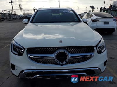 Piąte zdjęcie samochodu w środku: 2022 MERCEDES-BENZ GLC 300 VIN:W1N0G8DB6NV361483 - miniatura