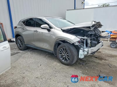 Czwarte zdjęcie samochodu z boku: 2025 LEXUS NX 250 PREMIUM VIN:2T2GDCAZXSC017104 - miniatura
