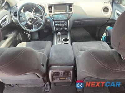 Zdjęcie 8 z 13 samochodu: 2015 NISSAN PATHFINDER SV VIN:5N1AR2MN3FC615186 - miniatura