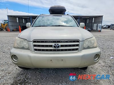 Piąte zdjęcie samochodu w środku: 2002 TOYOTA HIGHLANDER LIMITED VIN:JTEHF21A420069650 - miniatura