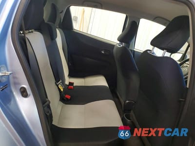 Zdjęcie 10 z 12 samochodu: 2012 TOYOTA YARIS VIN:JTDKTUD3XCD511403 - miniatura