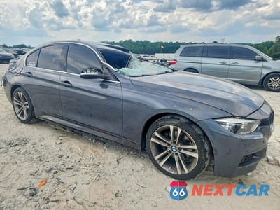 Czwarte zdjęcie samochodu z boku: 2017 BMW 330 I VIN:WBA8B9G34HNU55477 - miniatura