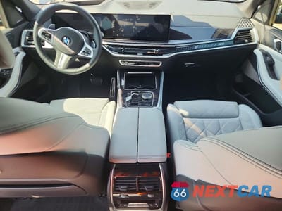 Zdjęcie 8 z 13 samochodu: 2025 BMW X5 XDRIVE40I VIN:5UX23EU06S9X78873 - miniatura