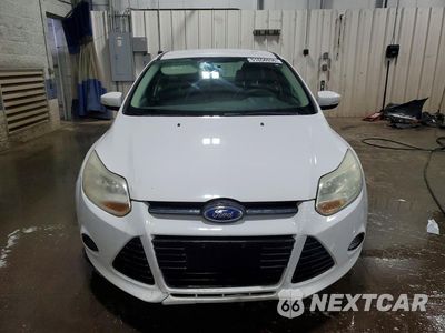 Piąte zdjęcie samochodu w środku: 2014 FORD FOCUS SE VIN:1FADP3F25EL266973 - miniatura
